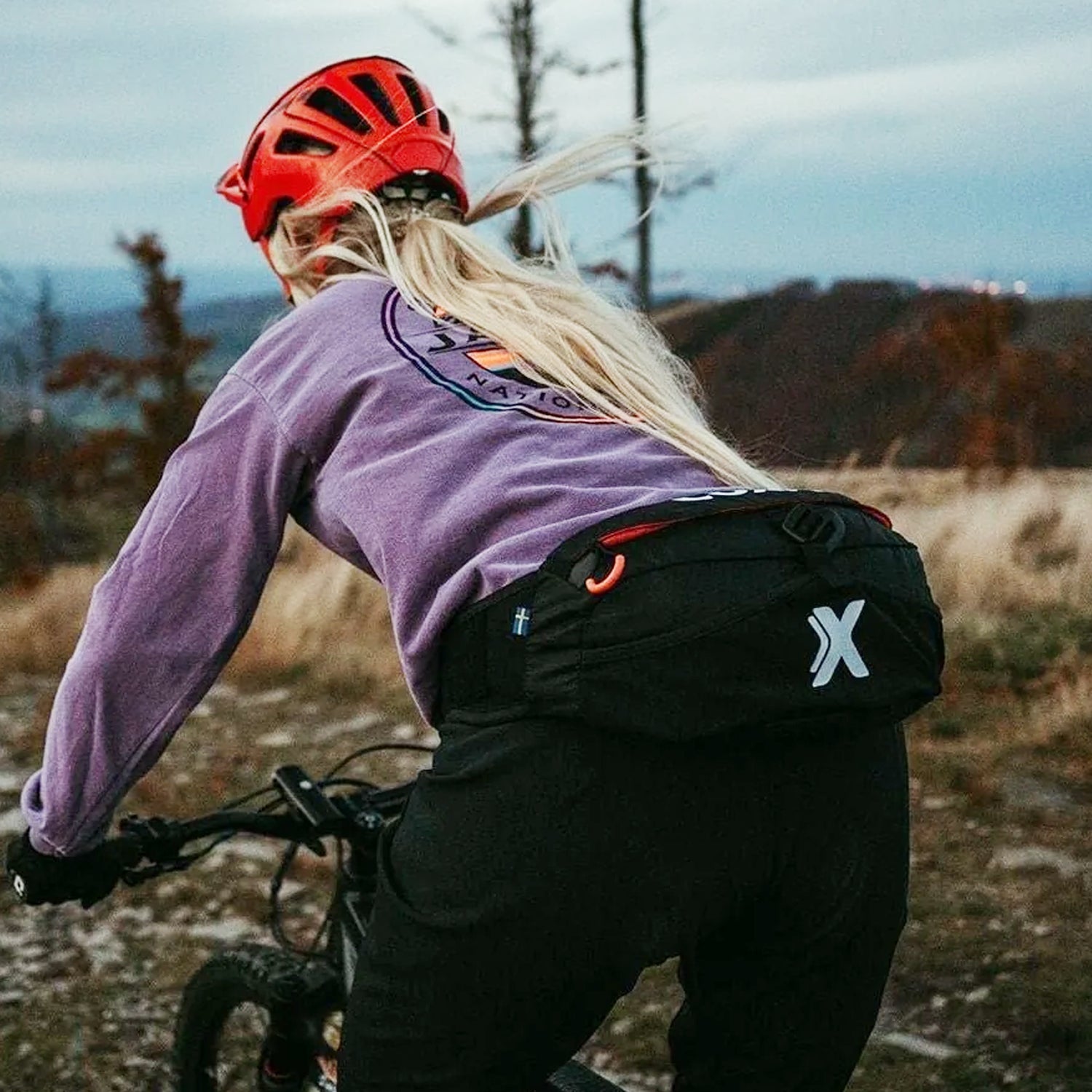 
CoXa WM1 Active Drink belt With 1L Soft Flask - Cyclist view